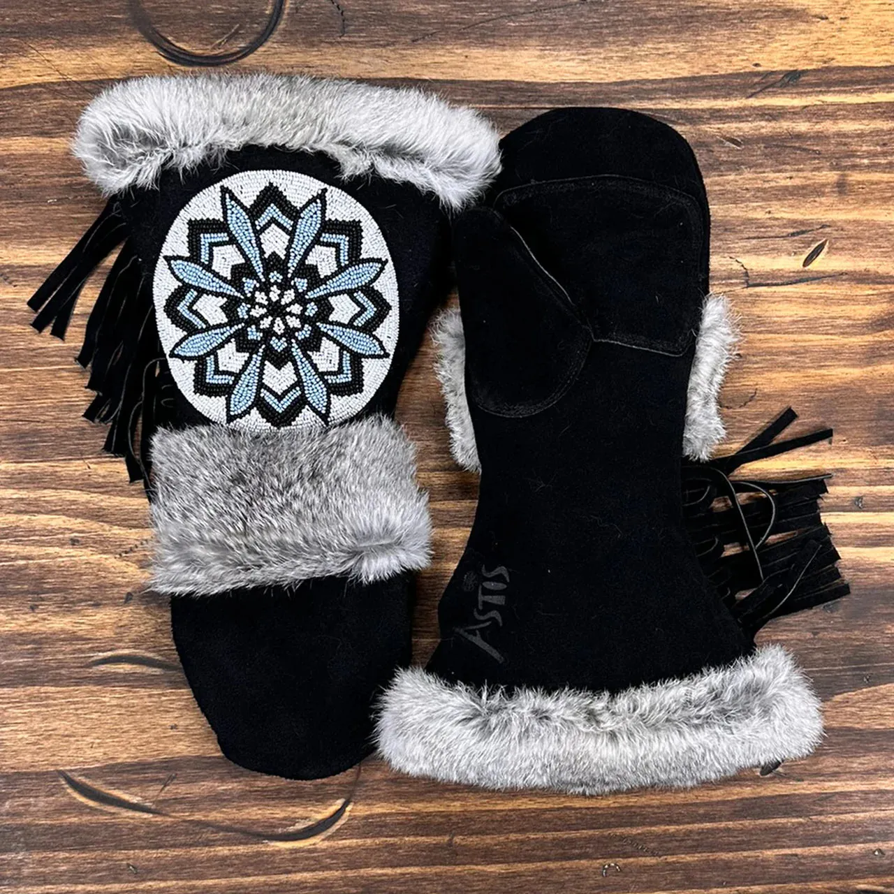 Astis | Long Cuff Leather Mittens | Women's