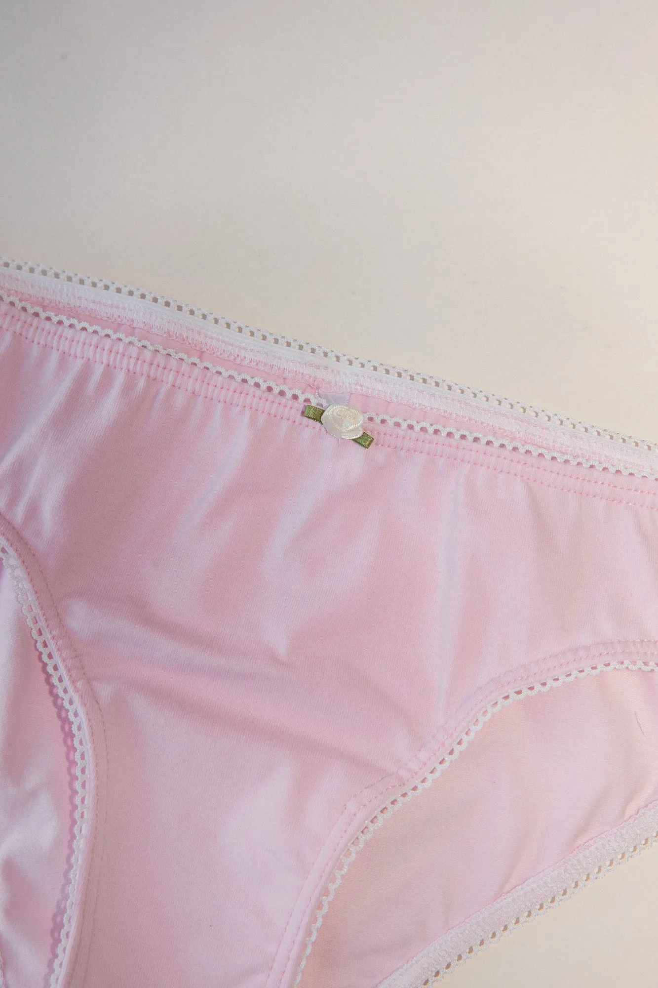 LOW RISE UNDERWEAR IN BABY PINK