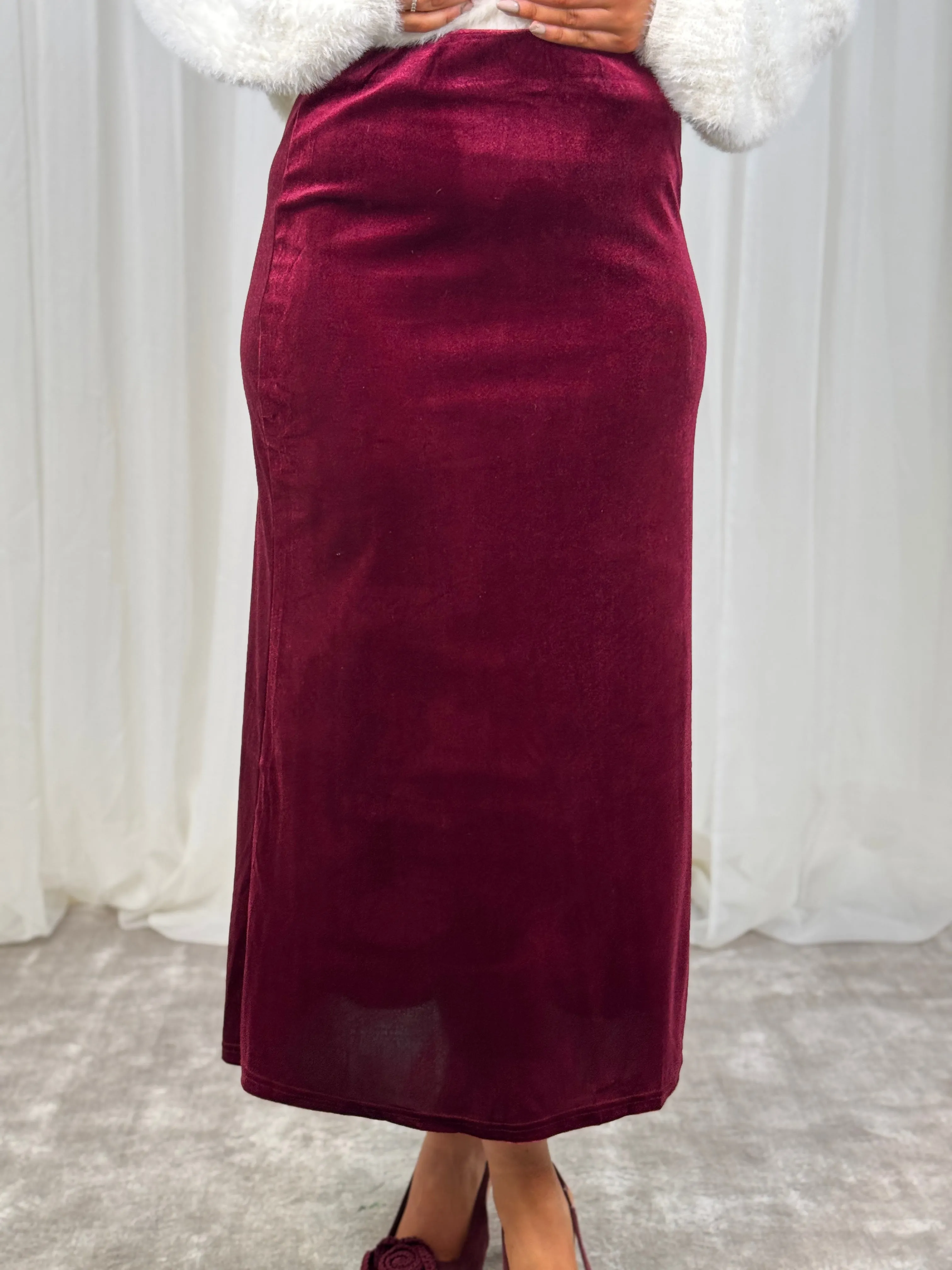 Millie Velvet Maxi Skirt In Wine