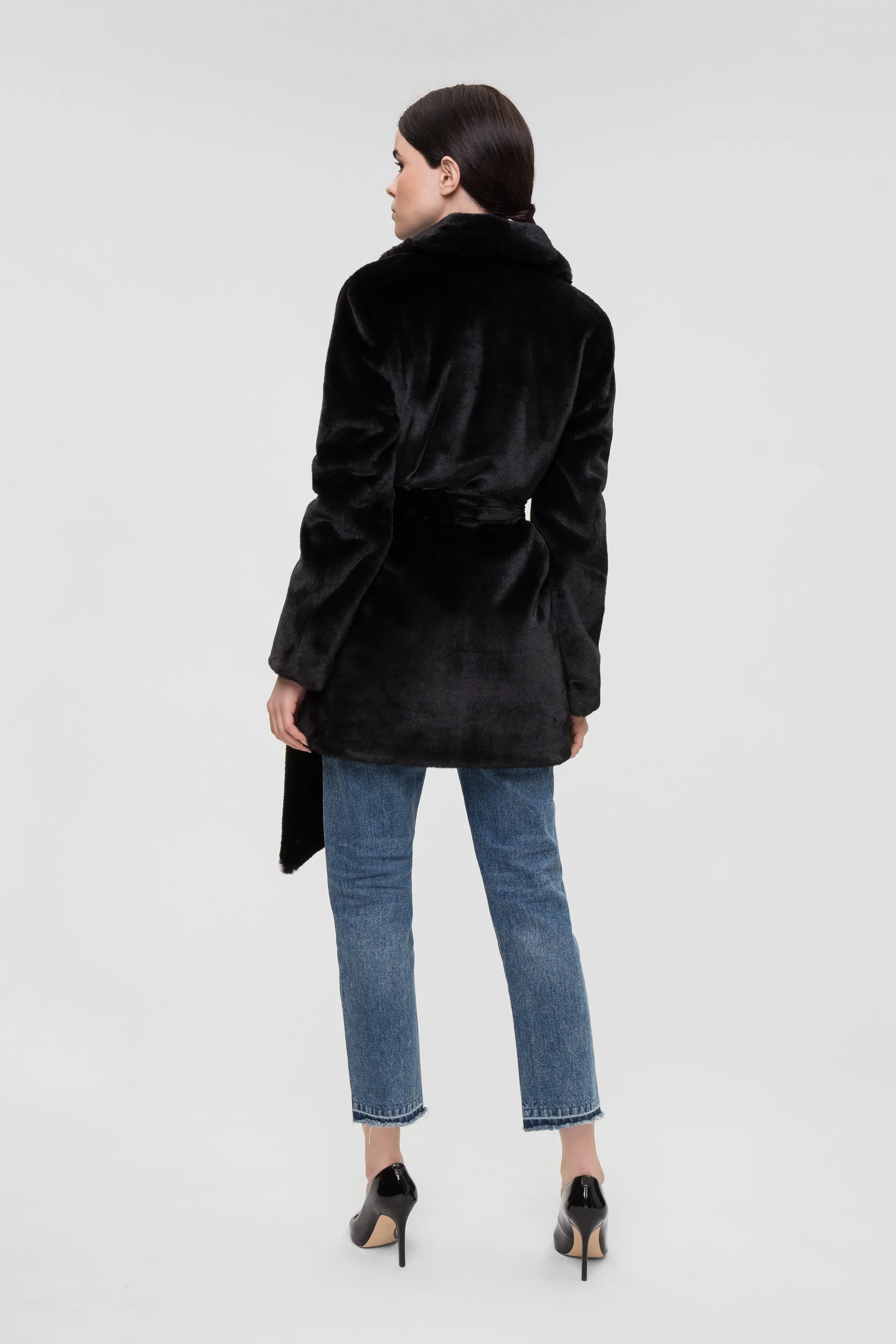 Short faux fur coat