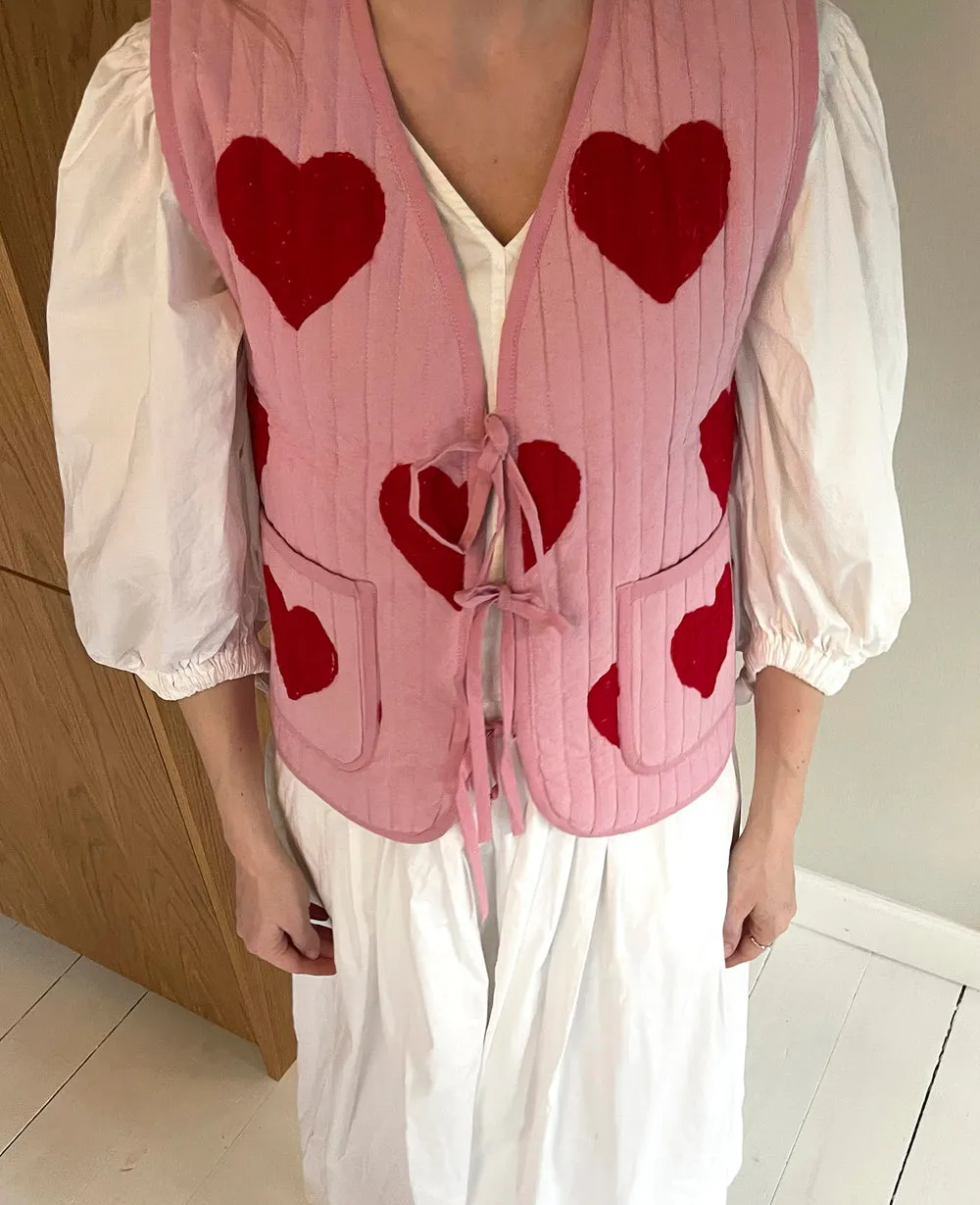 SISSEL EDELBO - Honey Vest - Red Heart