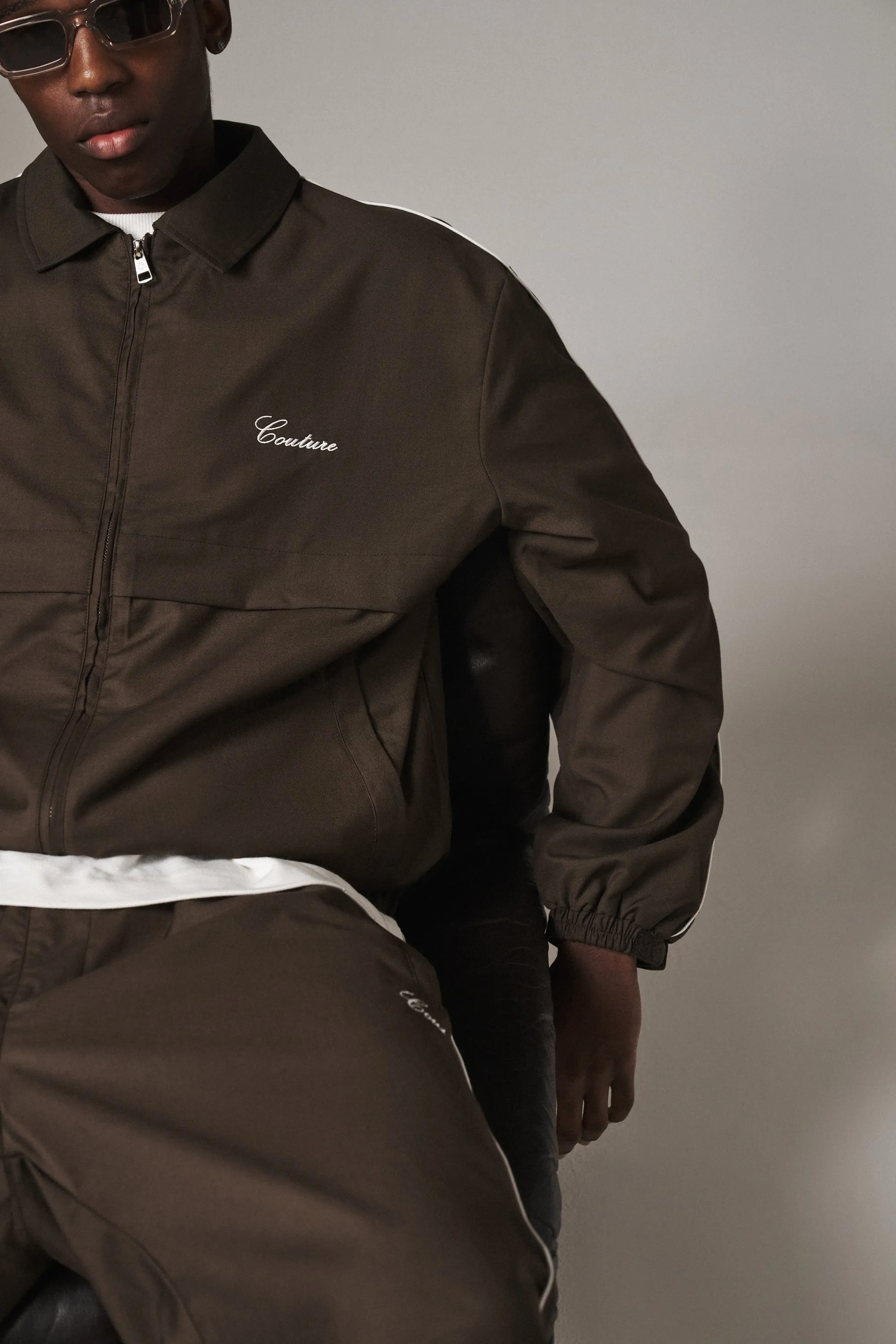 SMART PIPED TRACK JACKET - BROWN